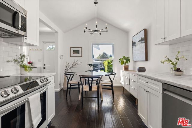 1012 Dexter Street, Los Angeles, CA 90042