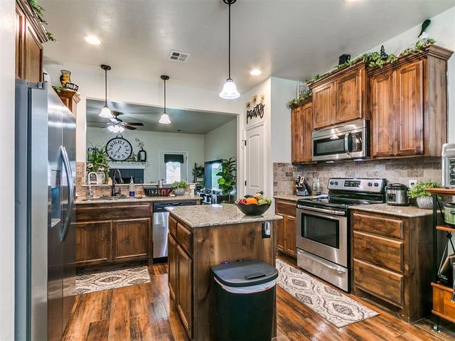 11487 Stonecrest, Guthrie, OK 73044
