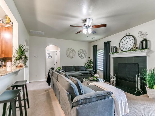 11487 Stonecrest, Guthrie, OK 73044