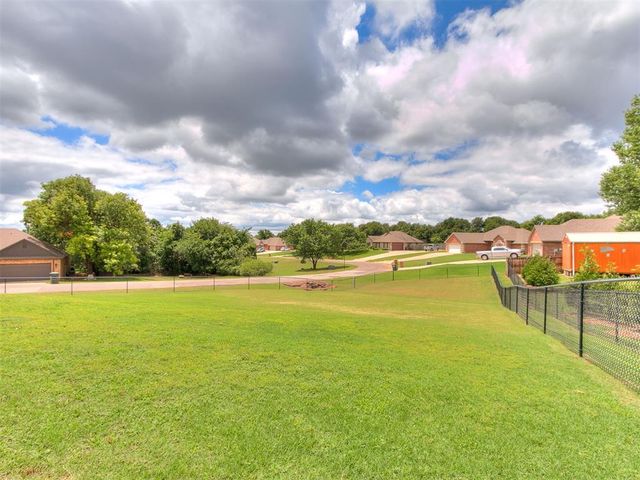 11487 Stonecrest, Guthrie, OK 73044