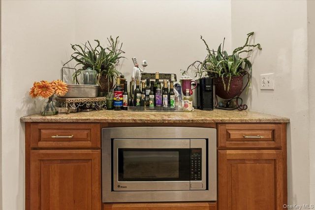 11 Island Trail, Mount Sinai, NY 11766