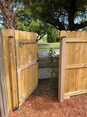 1441 Woodpecker St 1441, Homestead, FL 33035