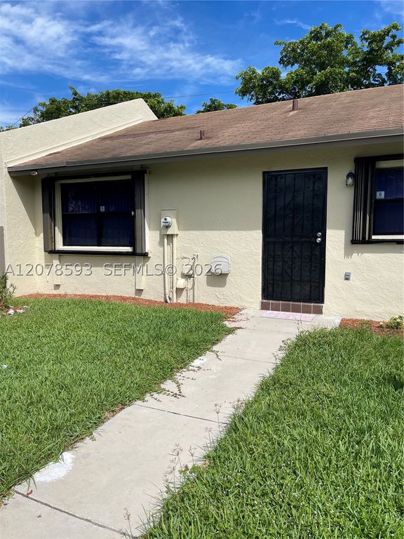 1441 Woodpecker St 1441, Homestead, FL 33035