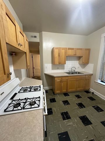 2808 W Augusta Bend 1, Chicago, IL 60622