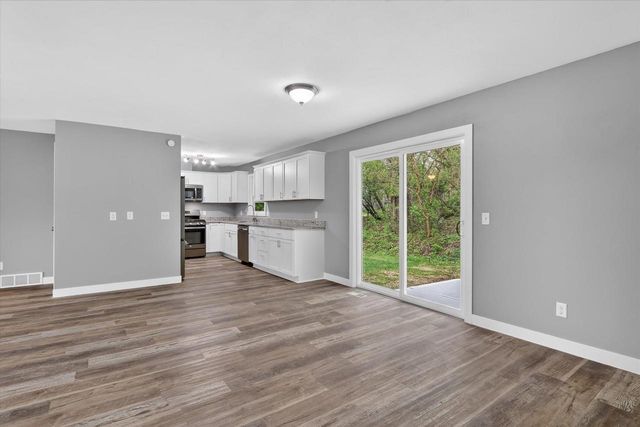 2027 N Washington Street, Janesville, WI 53548