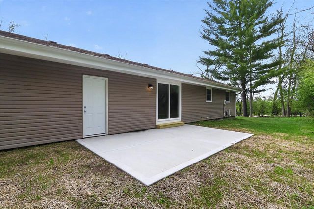 2027 N Washington Street, Janesville, WI 53548