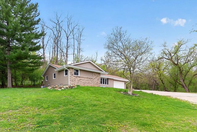 2027 N Washington Street, Janesville, WI 53548