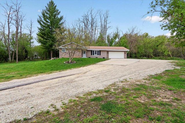2027 N Washington Street, Janesville, WI 53548