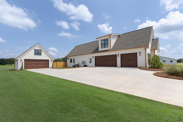 382 Bonanza Way, Fort Valley, GA 31030