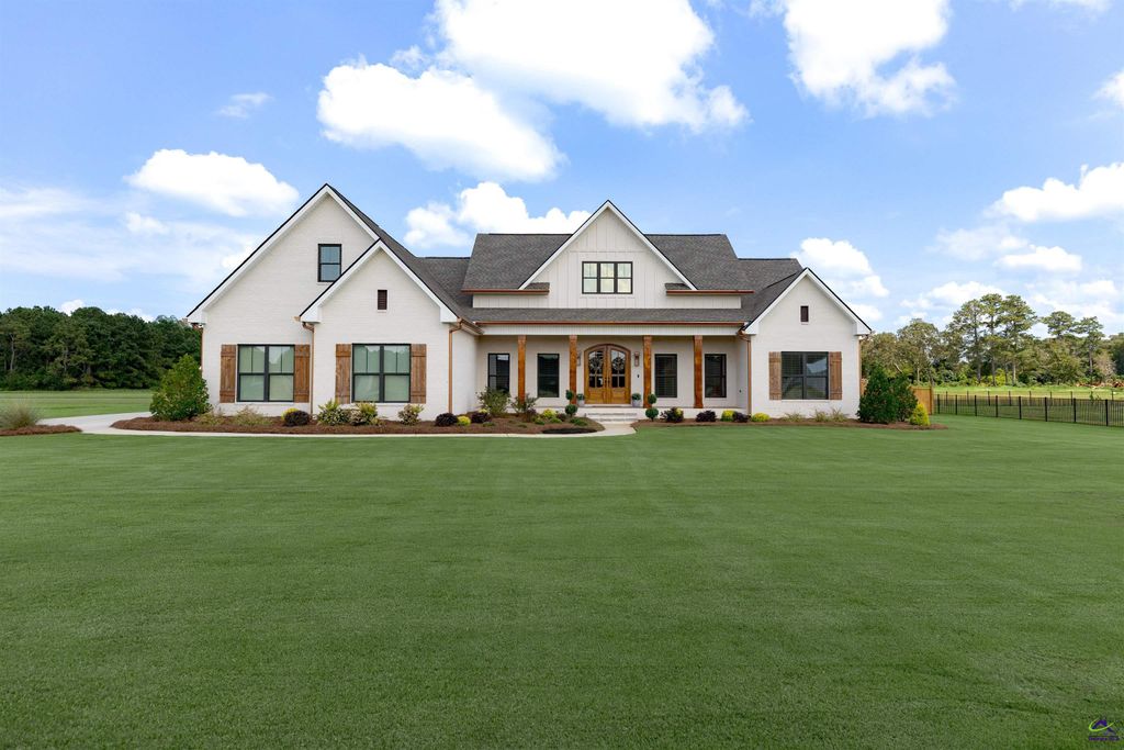 382 Bonanza Way, Fort Valley, GA 31030