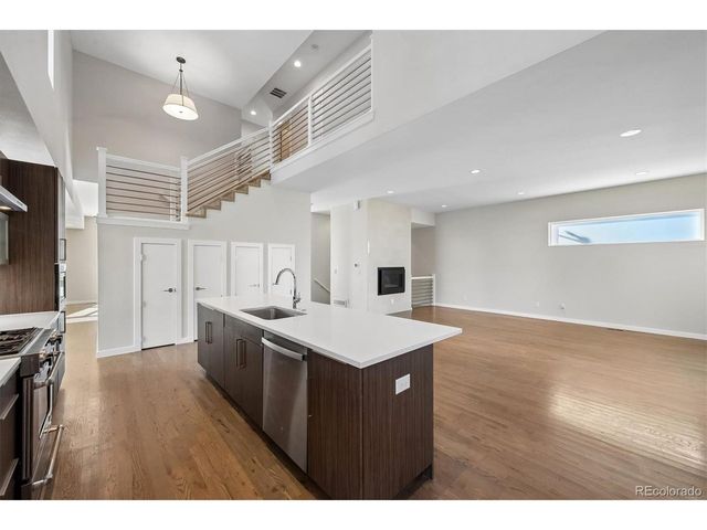 3215 S Dahlia St, Denver, CO 80222