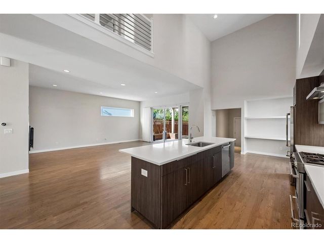 3215 S Dahlia St, Denver, CO 80222