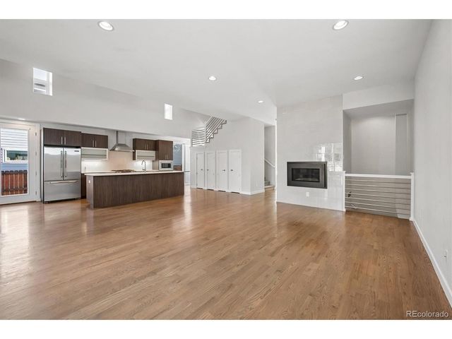 3215 S Dahlia St, Denver, CO 80222
