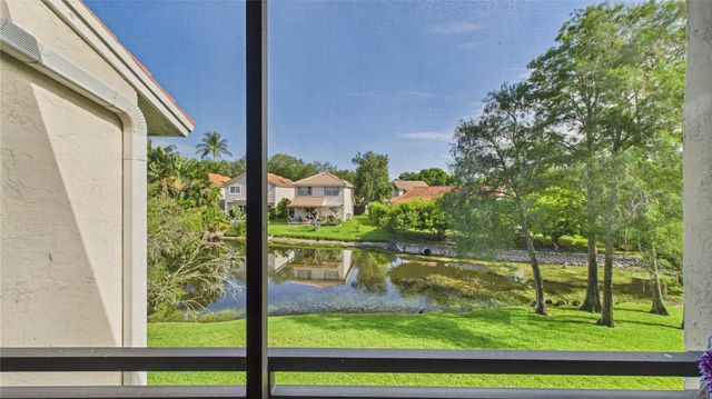 9809 NW 3rd Ct 8, Fort Lauderdale, FL 33324