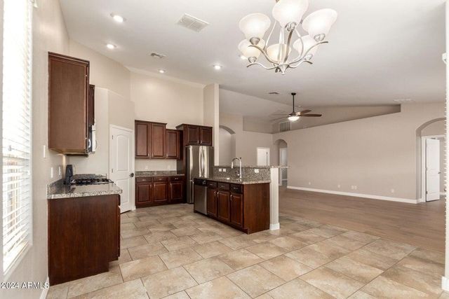 5147 S Chatham, Mesa, AZ 85212