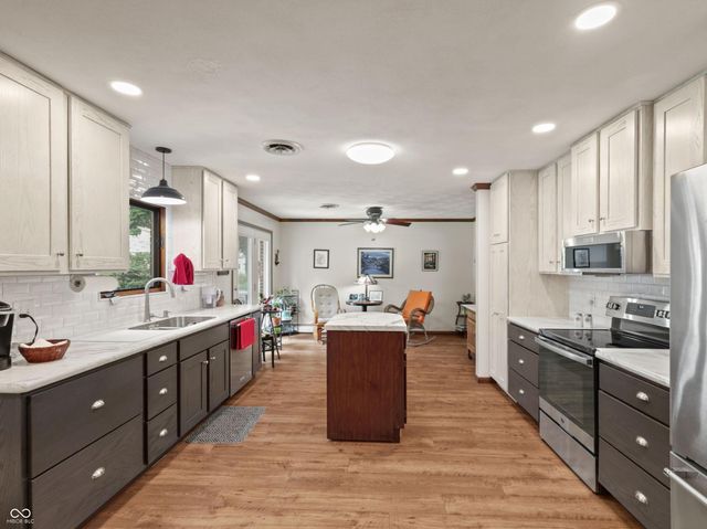 624 Griffin Road, Indianapolis, IN 46227