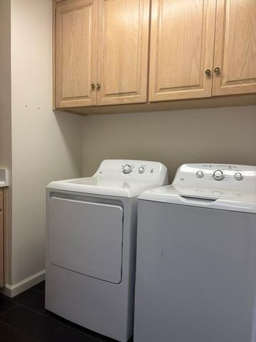 725 N Silvervale Drive, Visalia, CA 93292