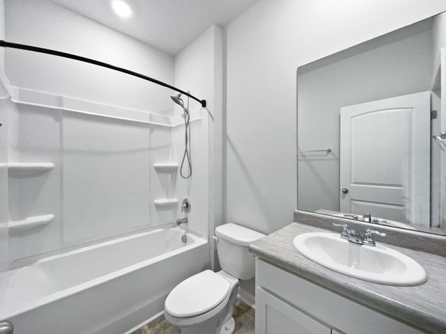 7009 Paisley Wood Dr, Antioch, TN 37013