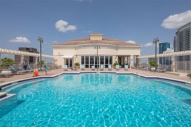 511 SE 5th Ave 2111, Fort Lauderdale, FL 33301