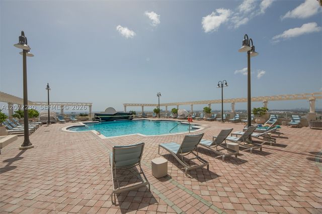 511 SE 5th Ave 2111, Fort Lauderdale, FL 33301
