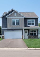 12634 Erskin Street NE, Blaine, MN 55449