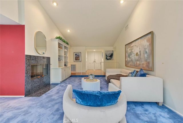 18723 Mayall, Northridge, CA 91324