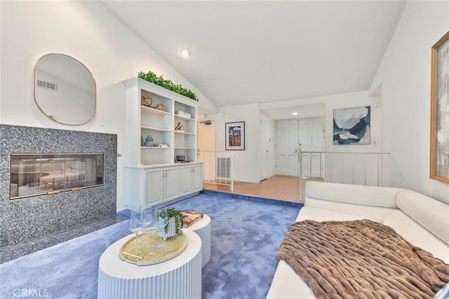 18723 Mayall, Northridge, CA 91324