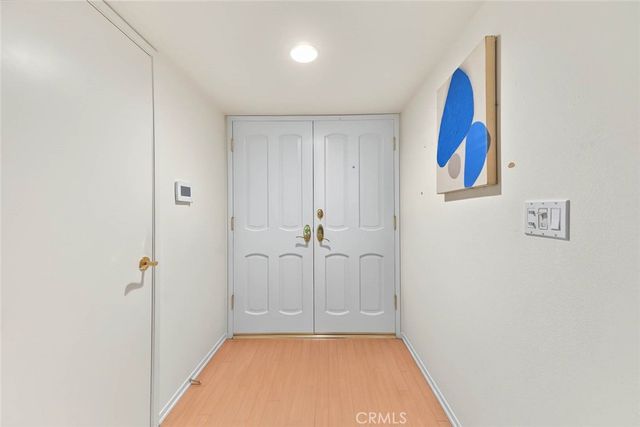 18723 Mayall, Northridge, CA 91324