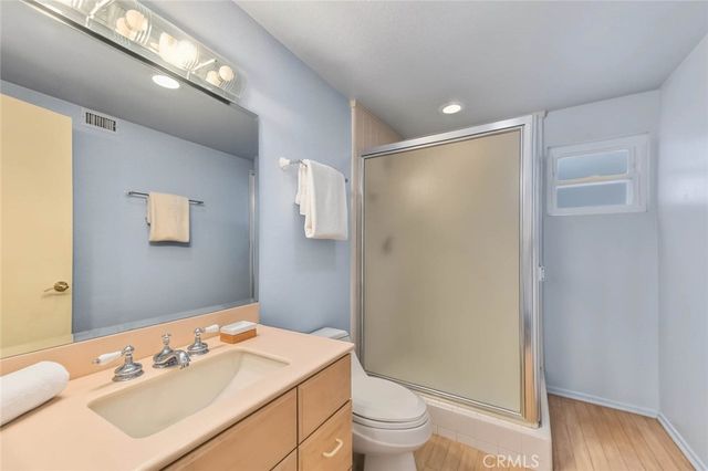 18723 Mayall, Northridge, CA 91324