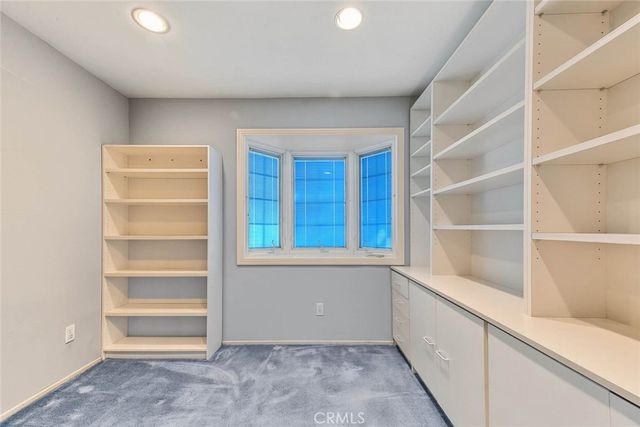 18723 Mayall, Northridge, CA 91324