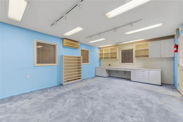 18723 Mayall, Northridge, CA 91324