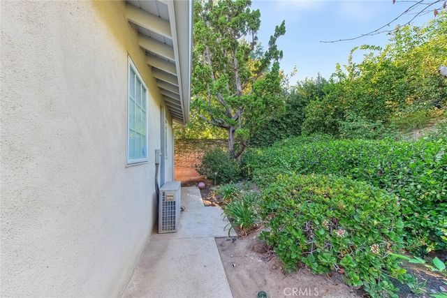18723 Mayall, Northridge, CA 91324