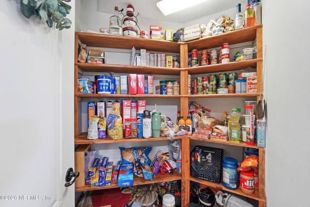 294 STONEWELL Drive, St. Johns, FL 32259
