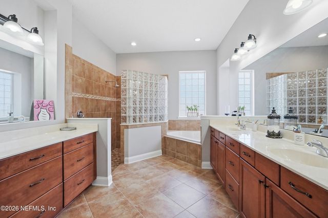 294 STONEWELL Drive, St. Johns, FL 32259