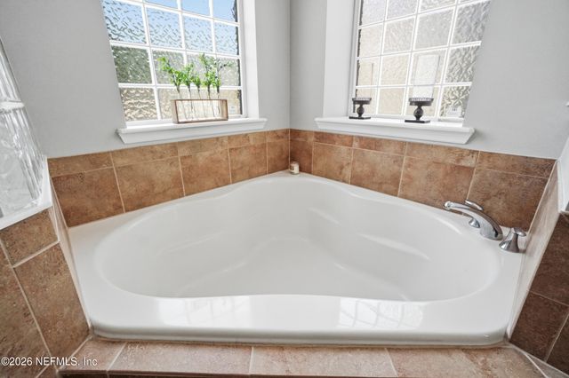 294 STONEWELL Drive, St. Johns, FL 32259