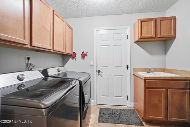294 STONEWELL Drive, St. Johns, FL 32259