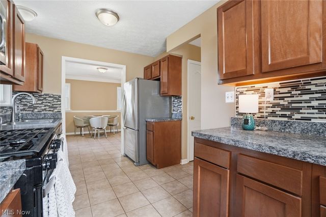 350 E 210th Street, Euclid, OH 44123