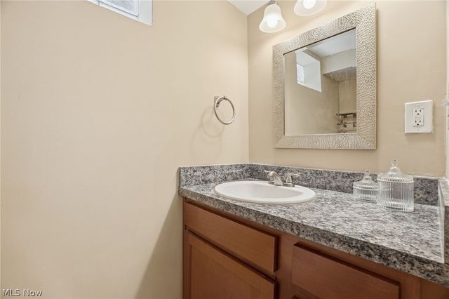 350 E 210th Street, Euclid, OH 44123