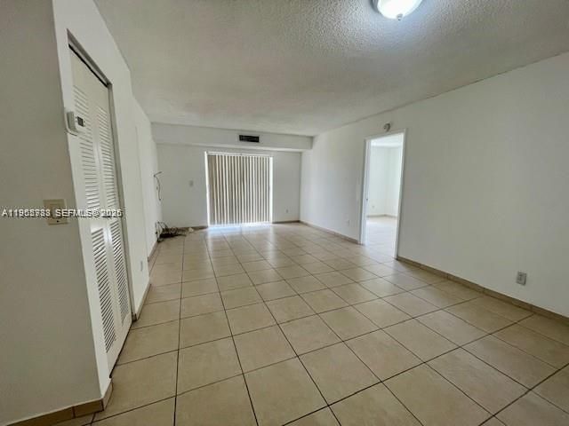 8260 SW 210th St 311, Cutler Bay, FL 33189