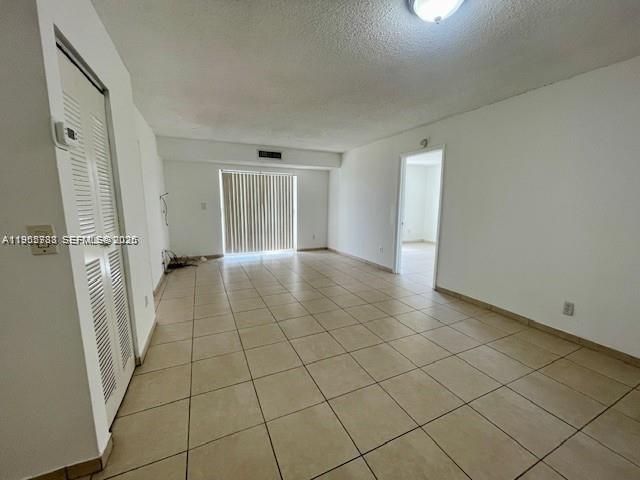 8260 SW 210th St 311, Cutler Bay, FL 33189