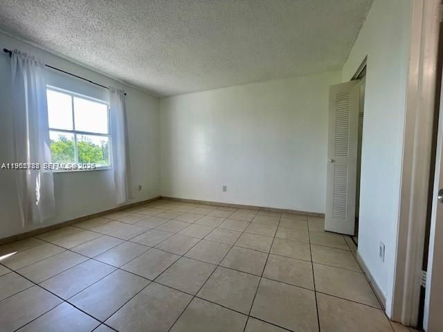 8260 SW 210th St 311, Cutler Bay, FL 33189