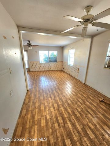 2455 Pepper Avenue, Melbourne, FL 32935