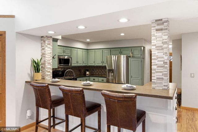 8758 Dallas Lane N, Maple Grove, MN 55369