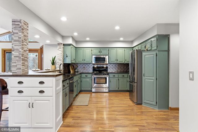 8758 Dallas Lane N, Maple Grove, MN 55369