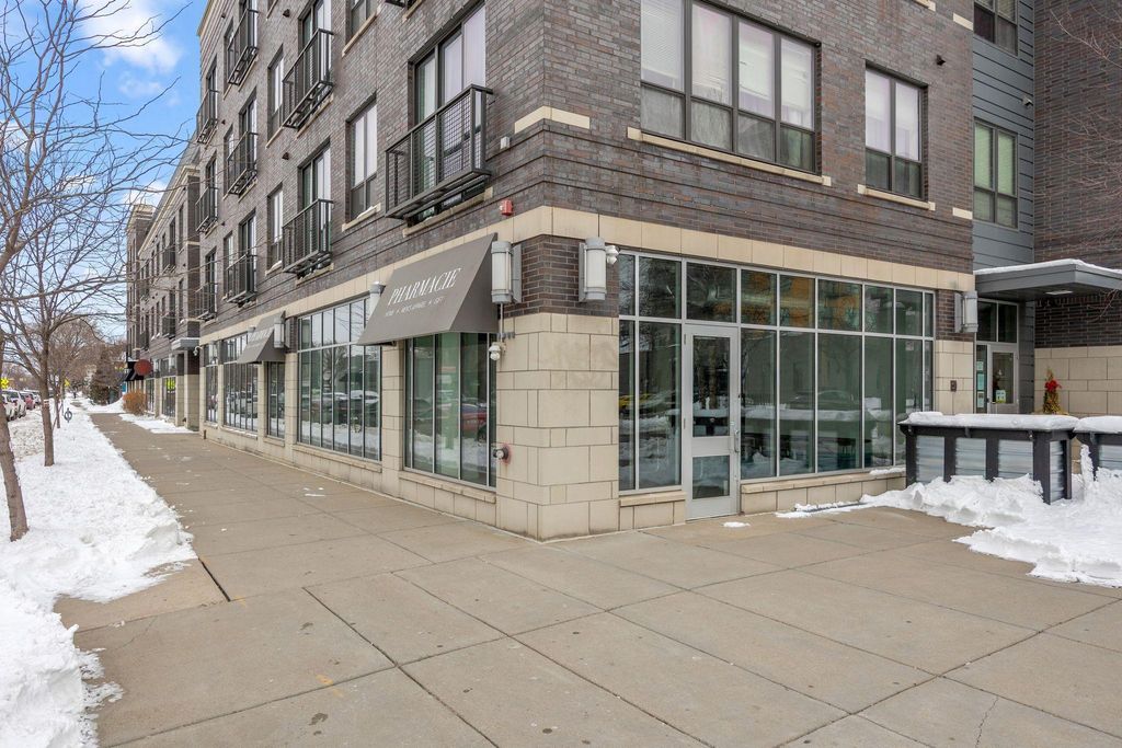2743 Lyndale Avenue S 1B, Minneapolis, MN 55408 — exterior