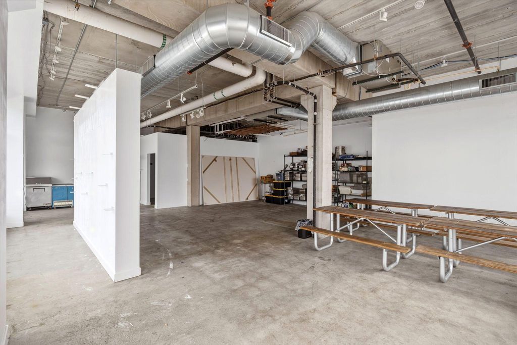 2743 Lyndale Avenue S 1B, Minneapolis, MN 55408 — photo 3