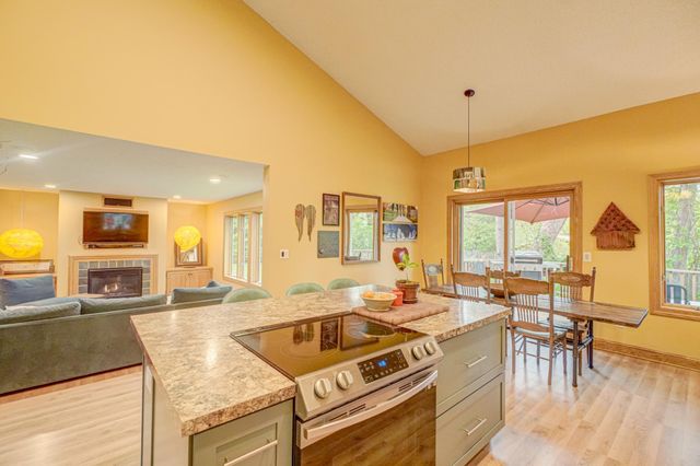 1005 Spruce Drive, Hudson, WI 54016