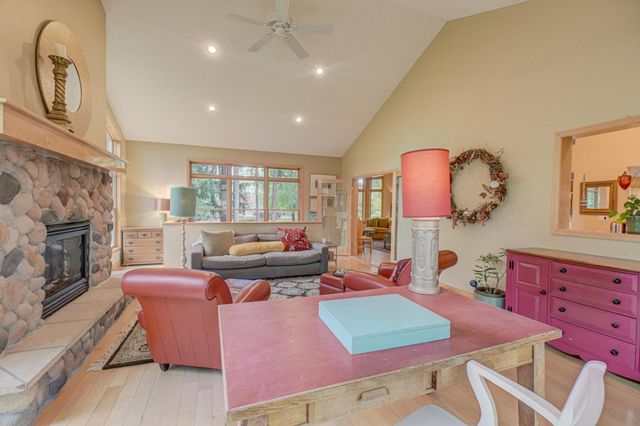 1005 Spruce Drive, Hudson, WI 54016