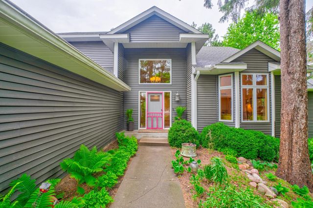 1005 Spruce Drive, Hudson, WI 54016
