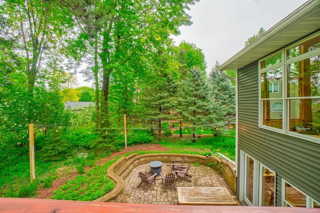 1005 Spruce Drive, Hudson, WI 54016